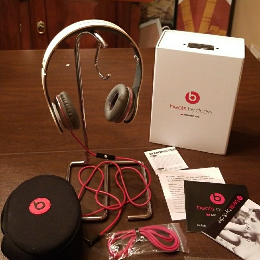Beats by Dr. Dre Solo